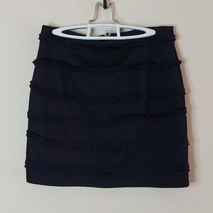 Romeo & Juliet fringe trim skirt sz. L